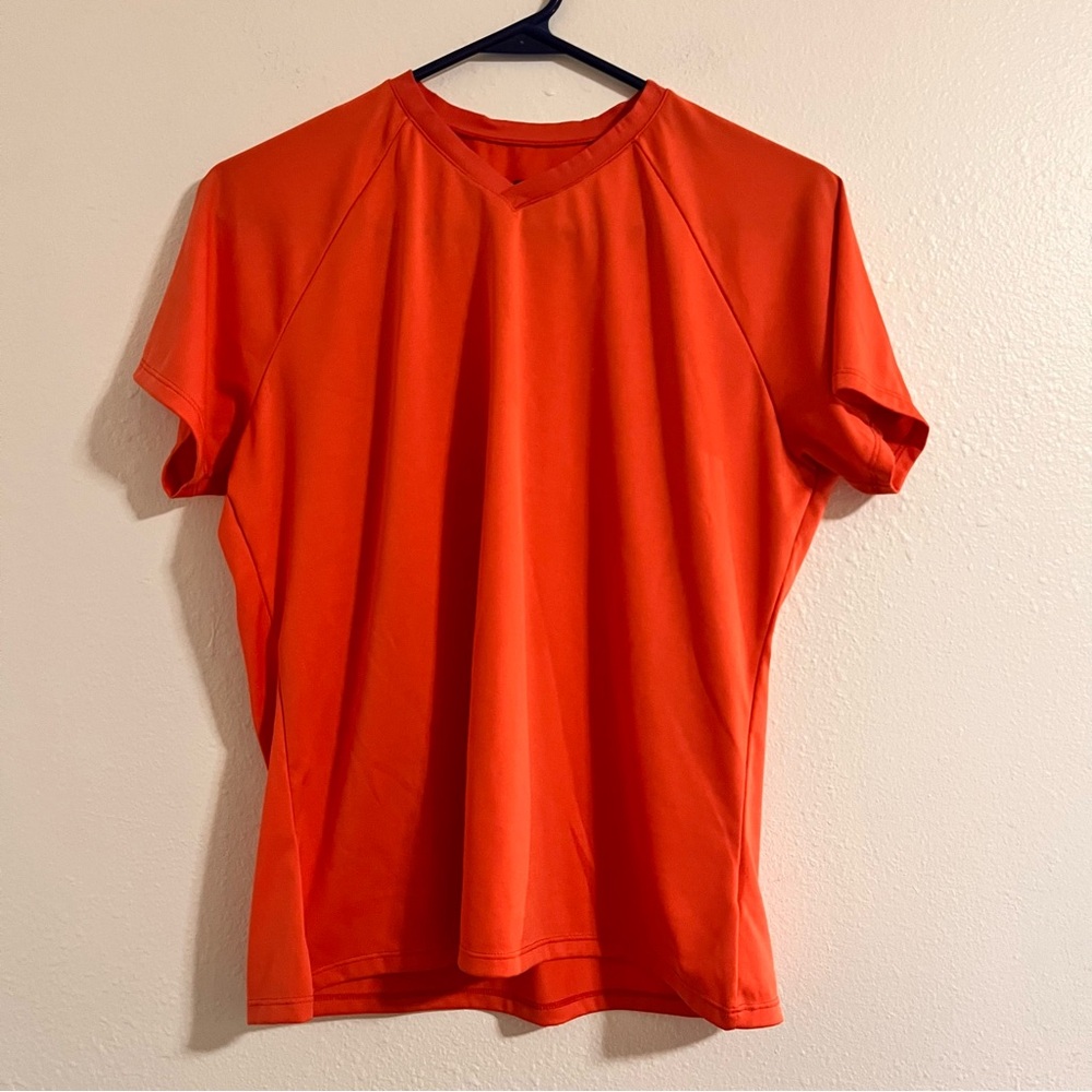 Patagonia women’s shirt